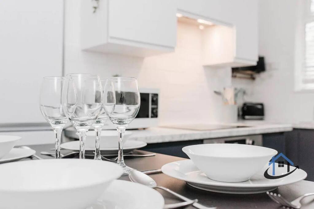 Balby Casa Nr Doncaster Racecourse King Beds Street Parking 빌라 외부 사진