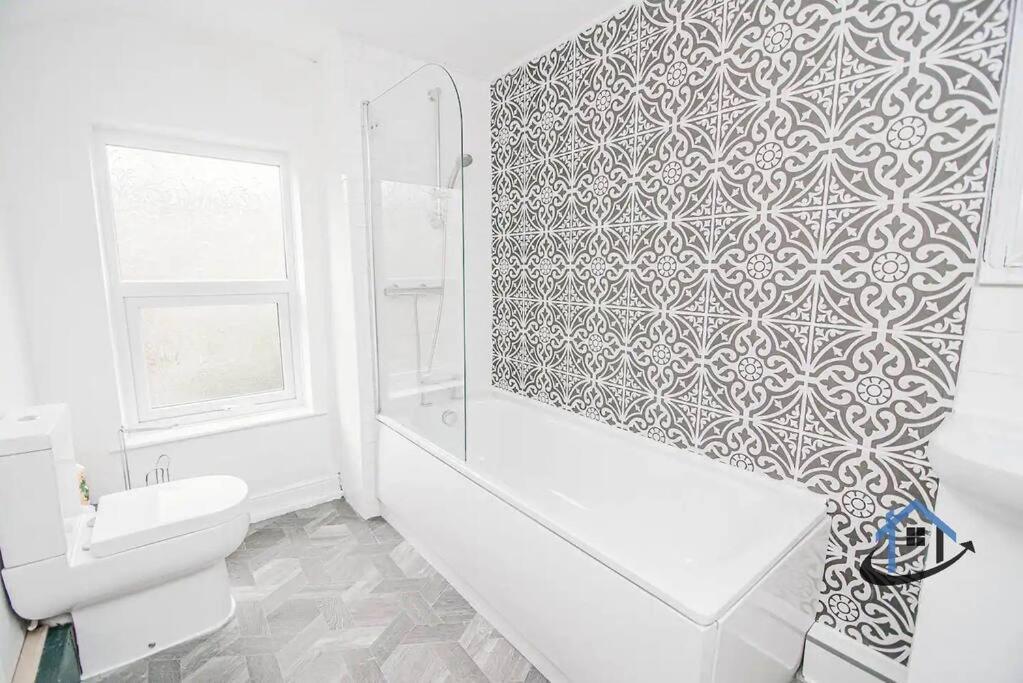 Balby Casa Nr Doncaster Racecourse King Beds Street Parking 빌라 외부 사진